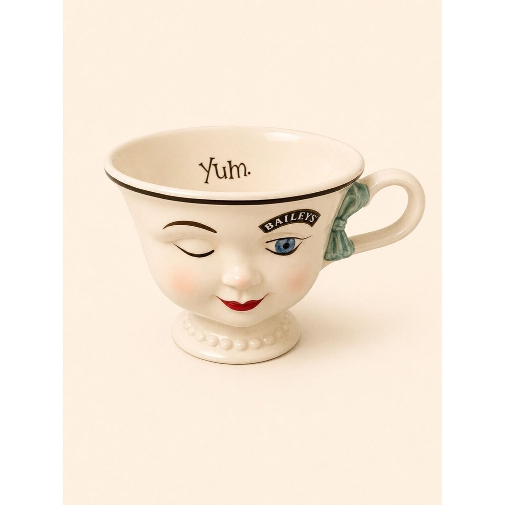 Baileys Irish Cream 1996 Limited Edition Winking Face Mug Cup “Yum” Vintage